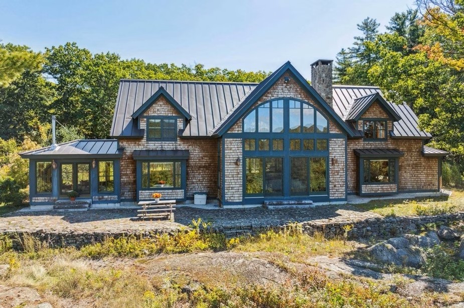 Ghislaine Maxwell's mansion