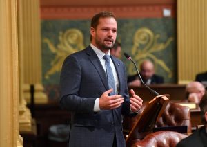 Family Values Lawmaker Prowled Women On Pick-Up Websites